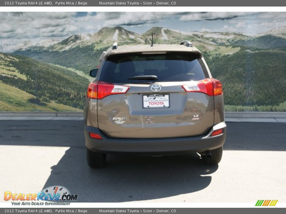 2013 Toyota RAV4 LE AWD Pyrite Mica / Beige Photo #4