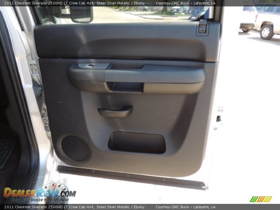 2011 Chevrolet Silverado 2500HD LT Crew Cab 4x4 Sheer Silver Metallic / Ebony Photo #9