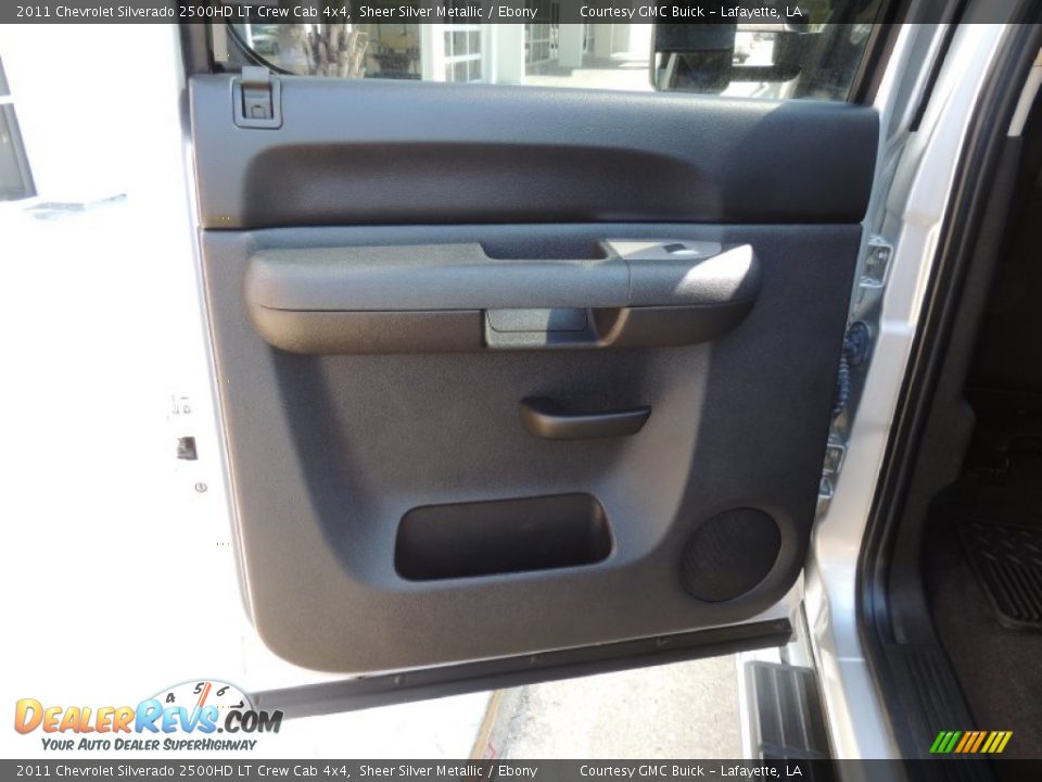 2011 Chevrolet Silverado 2500HD LT Crew Cab 4x4 Sheer Silver Metallic / Ebony Photo #11