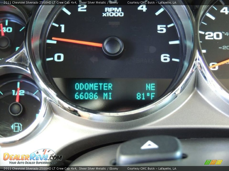 2011 Chevrolet Silverado 2500HD LT Crew Cab 4x4 Sheer Silver Metallic / Ebony Photo #16
