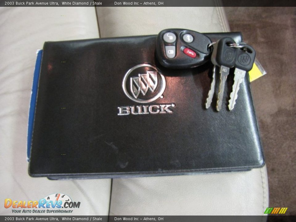 Keys of 2003 Buick Park Avenue Ultra Photo #29