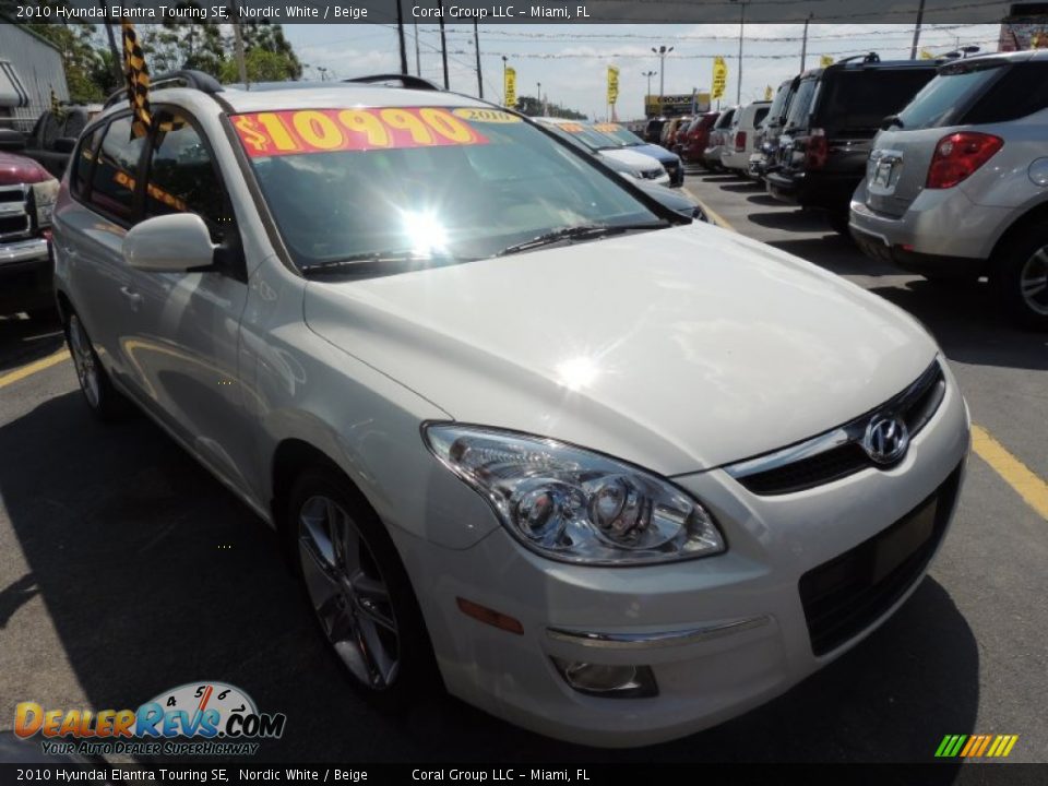 2010 Hyundai Elantra Touring SE Nordic White / Beige Photo #1