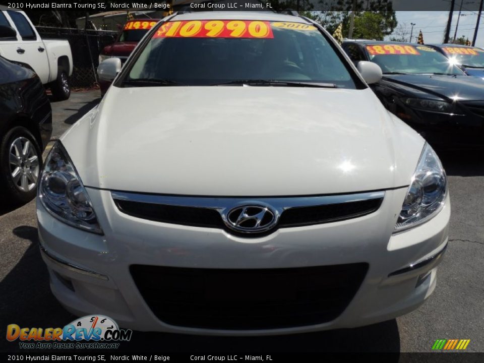 2010 Hyundai Elantra Touring SE Nordic White / Beige Photo #2