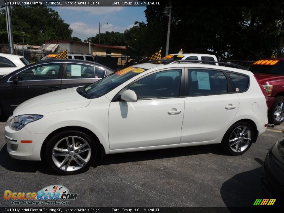 2010 Hyundai Elantra Touring SE Nordic White / Beige Photo #4