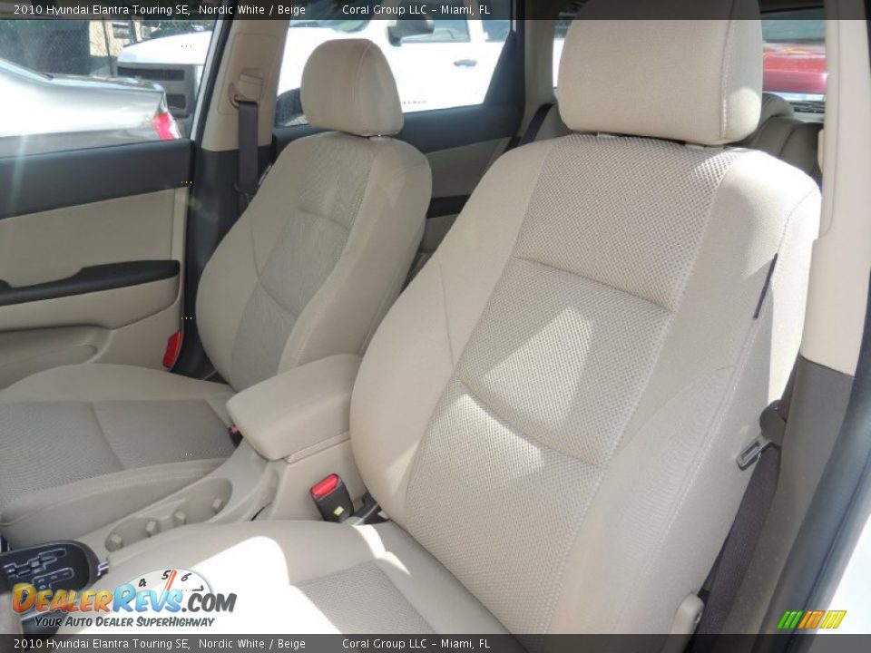 2010 Hyundai Elantra Touring SE Nordic White / Beige Photo #10