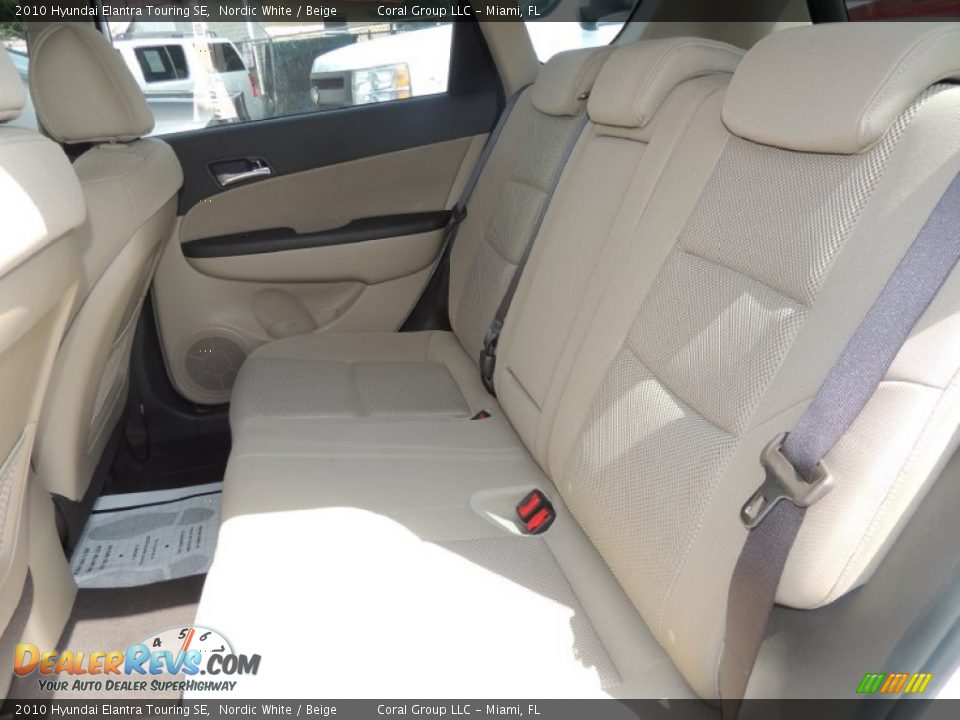 2010 Hyundai Elantra Touring SE Nordic White / Beige Photo #14