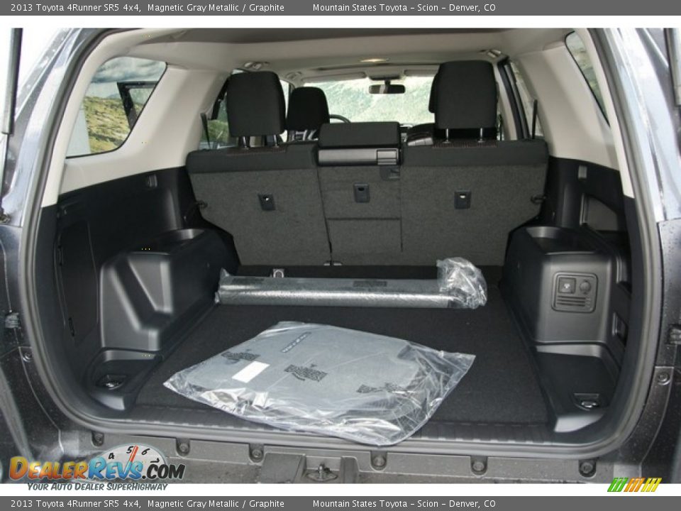 2013 Toyota 4Runner SR5 4x4 Magnetic Gray Metallic / Graphite Photo #8