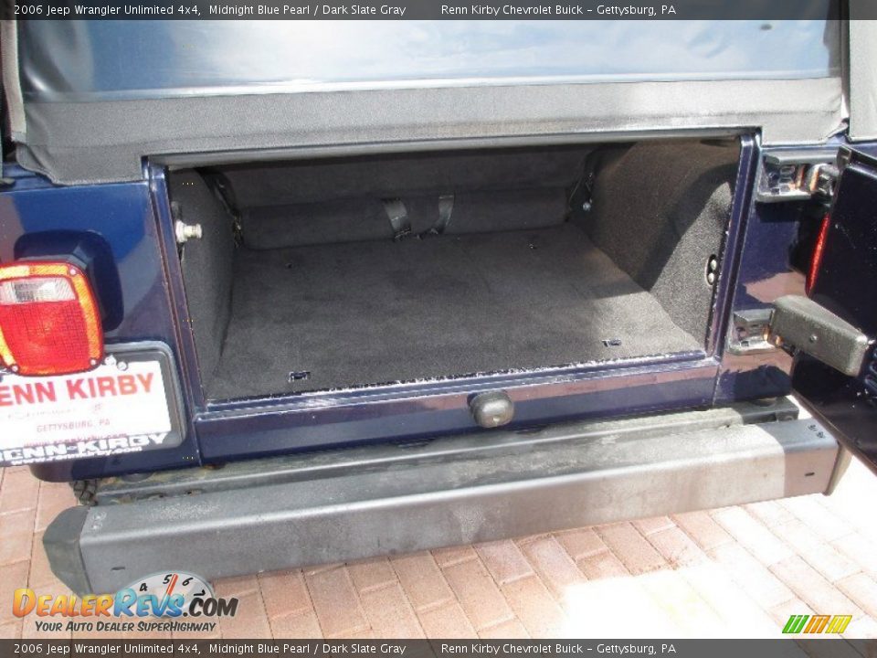 2006 Jeep Wrangler Unlimited 4x4 Midnight Blue Pearl / Dark Slate Gray Photo #21