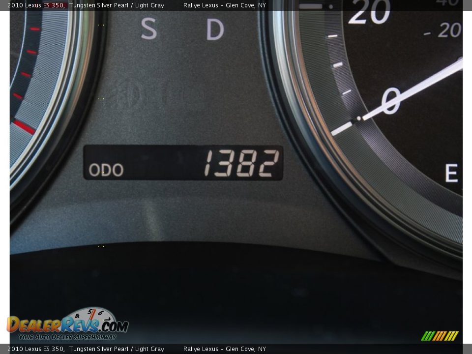 2010 Lexus ES 350 Tungsten Silver Pearl / Light Gray Photo #16
