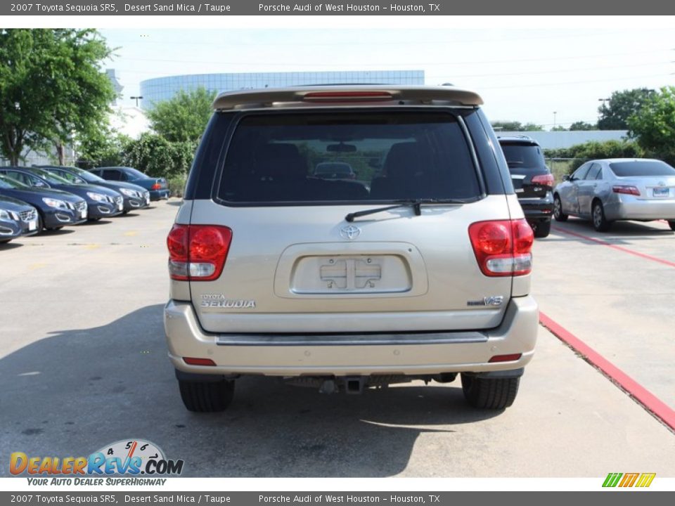 2007 Toyota Sequoia SR5 Desert Sand Mica / Taupe Photo #8