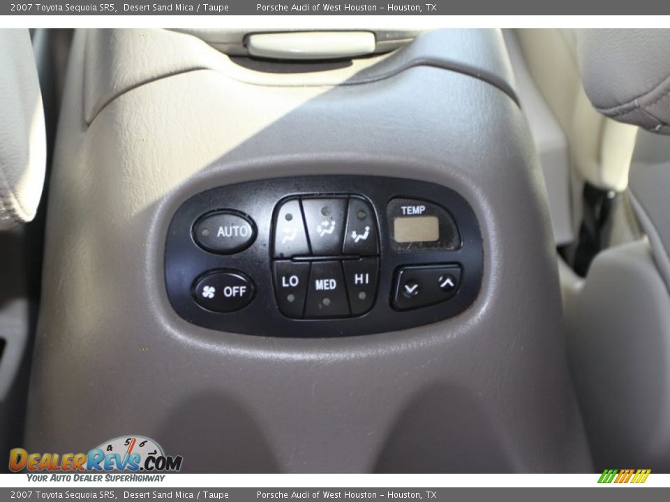 2007 Toyota Sequoia SR5 Desert Sand Mica / Taupe Photo #20