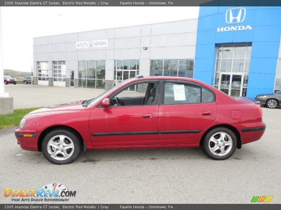 2005 Hyundai Elantra GT Sedan Electric Red Metallic / Gray Photo #2