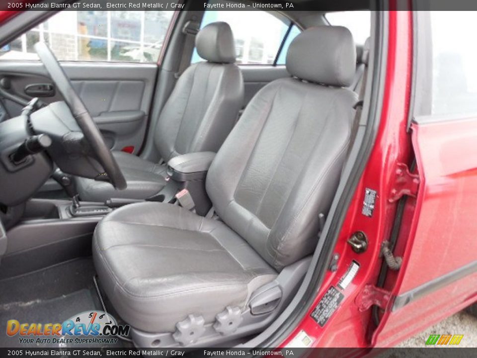 2005 Hyundai Elantra GT Sedan Electric Red Metallic / Gray Photo #7
