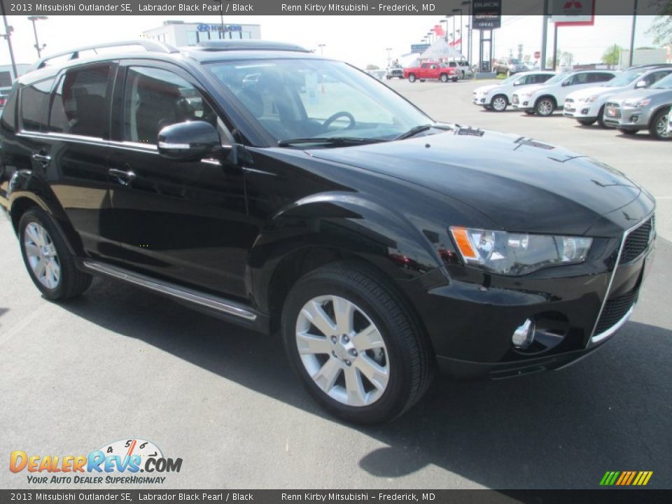2013 Mitsubishi Outlander SE Labrador Black Pearl / Black Photo #1