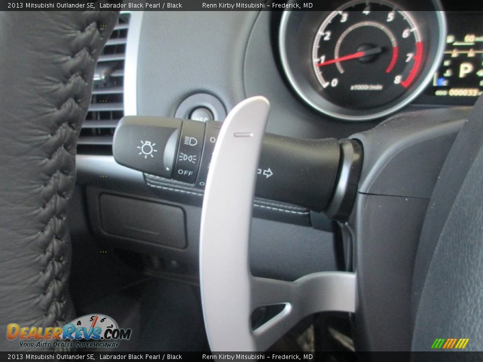 2013 Mitsubishi Outlander SE Labrador Black Pearl / Black Photo #19