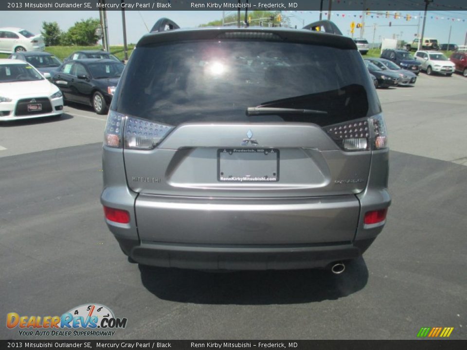 2013 Mitsubishi Outlander SE Mercury Gray Pearl / Black Photo #6