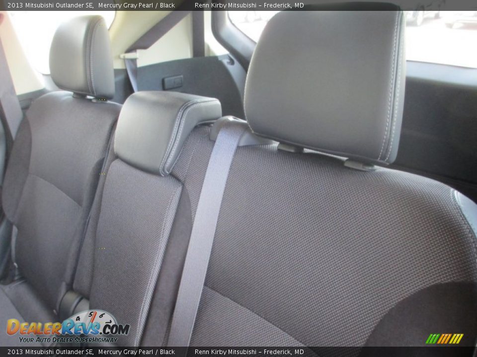 2013 Mitsubishi Outlander SE Mercury Gray Pearl / Black Photo #19