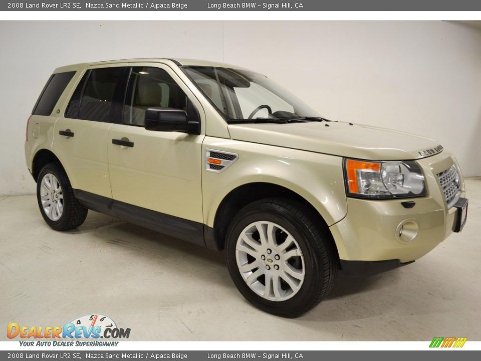Front 3/4 View of 2008 Land Rover LR2 SE Photo #2