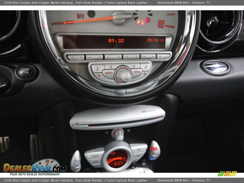 2009 Mini Cooper John Cooper Works Hardtop Pure Silver Metallic / Punch Carbon Black Leather Photo #19