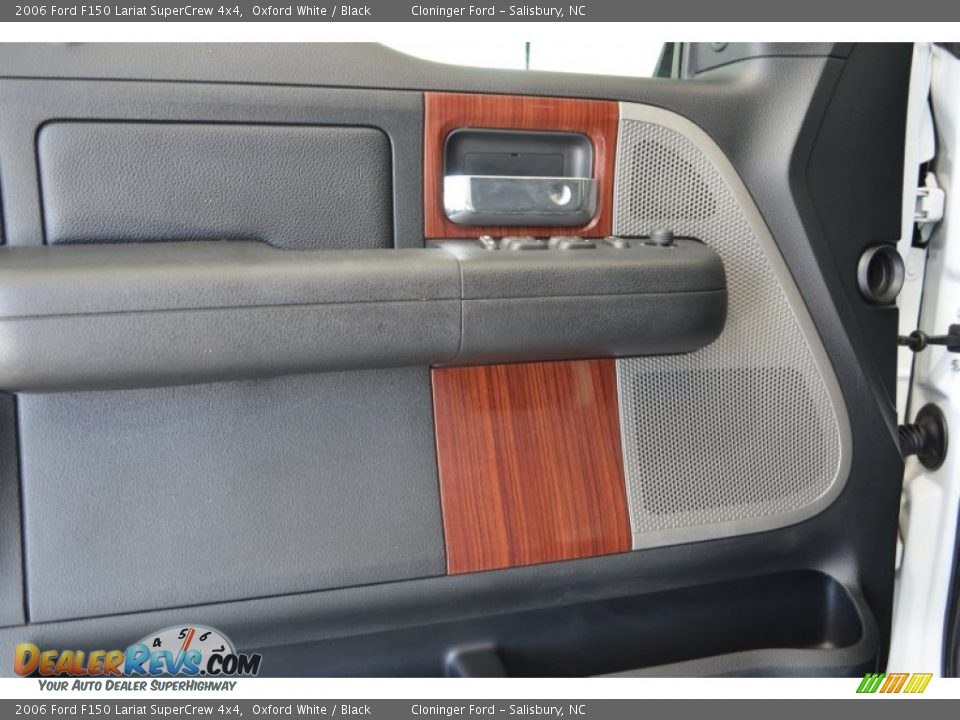 2006 Ford F150 Lariat SuperCrew 4x4 Oxford White / Black Photo #8