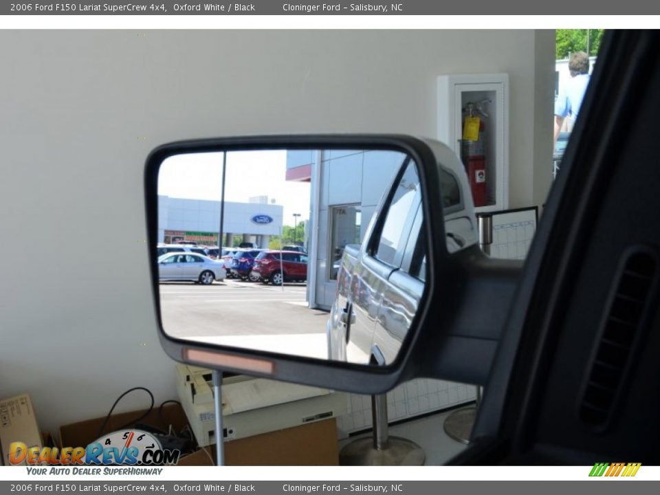 2006 Ford F150 Lariat SuperCrew 4x4 Oxford White / Black Photo #31