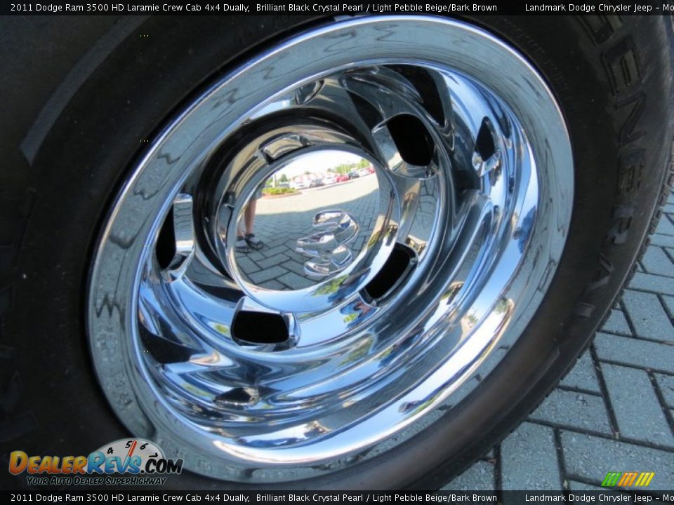 2011 Dodge Ram 3500 HD Laramie Crew Cab 4x4 Dually Brilliant Black Crystal Pearl / Light Pebble Beige/Bark Brown Photo #16