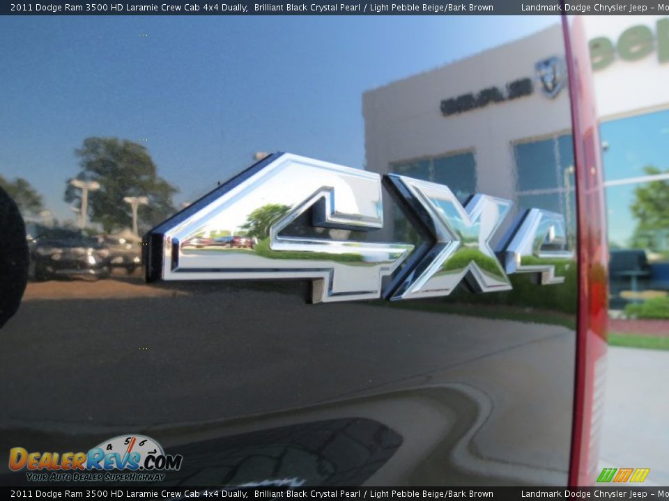 2011 Dodge Ram 3500 HD Laramie Crew Cab 4x4 Dually Brilliant Black Crystal Pearl / Light Pebble Beige/Bark Brown Photo #19