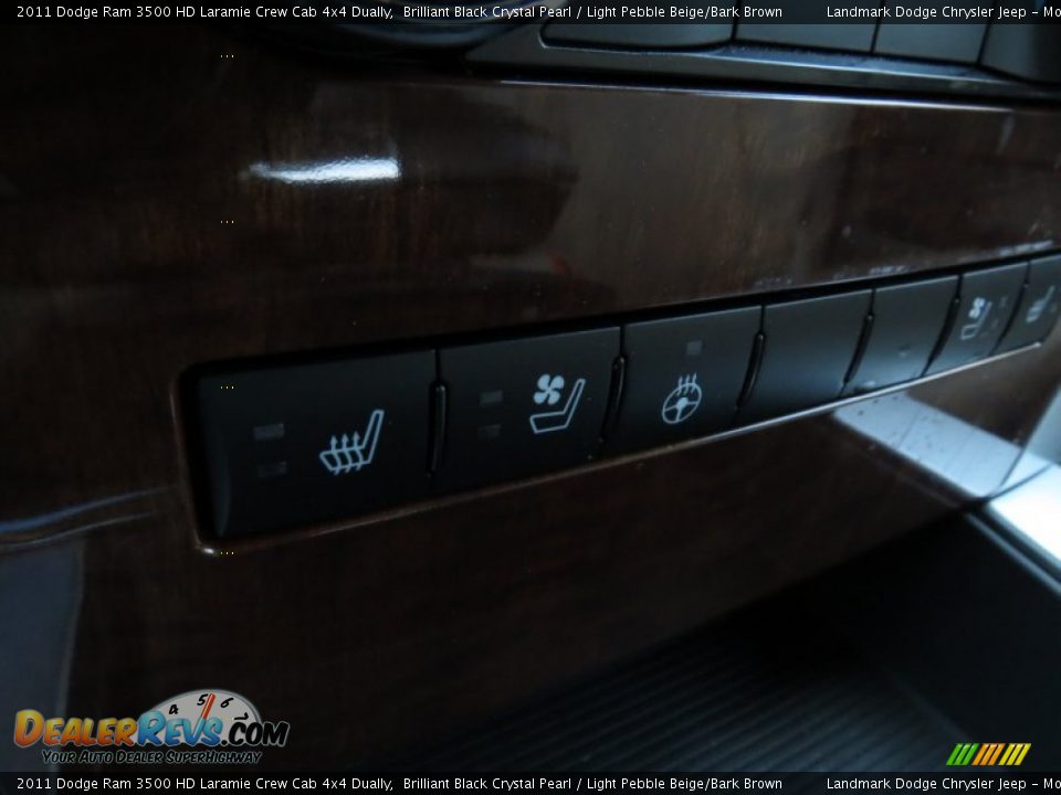 2011 Dodge Ram 3500 HD Laramie Crew Cab 4x4 Dually Brilliant Black Crystal Pearl / Light Pebble Beige/Bark Brown Photo #33