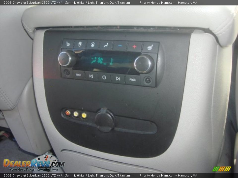 2008 Chevrolet Suburban 1500 LTZ 4x4 Summit White / Light Titanium/Dark Titanium Photo #18