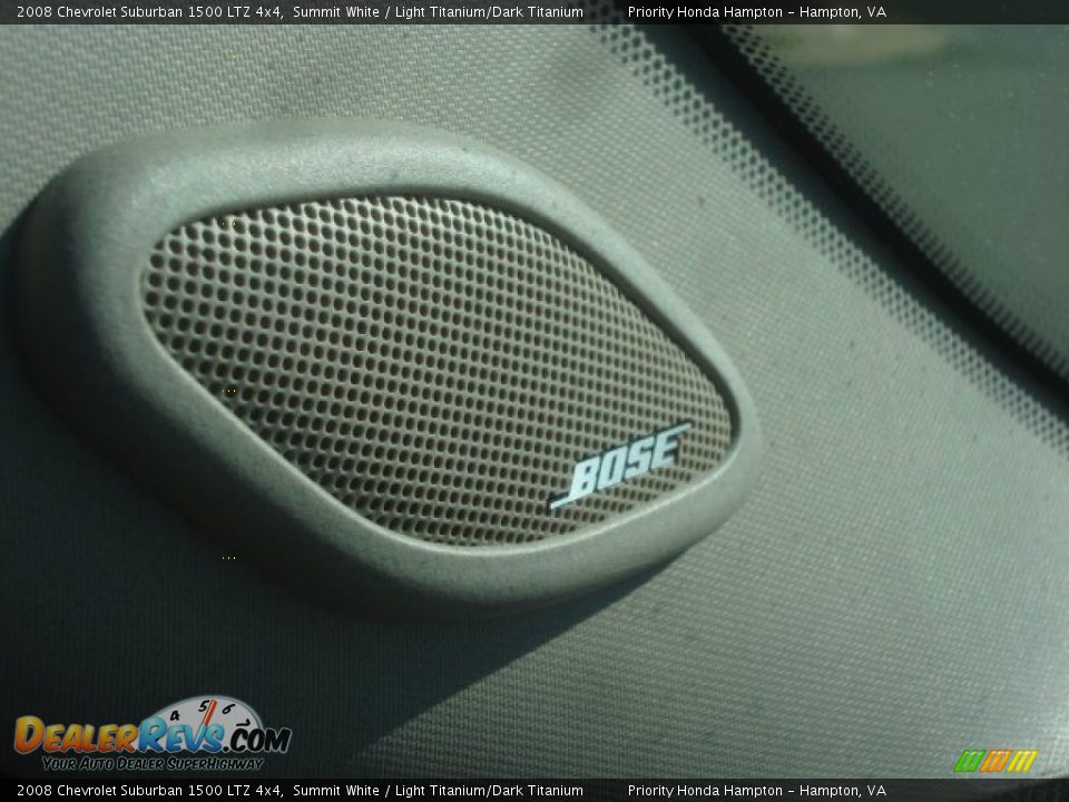 2008 Chevrolet Suburban 1500 LTZ 4x4 Summit White / Light Titanium/Dark Titanium Photo #29