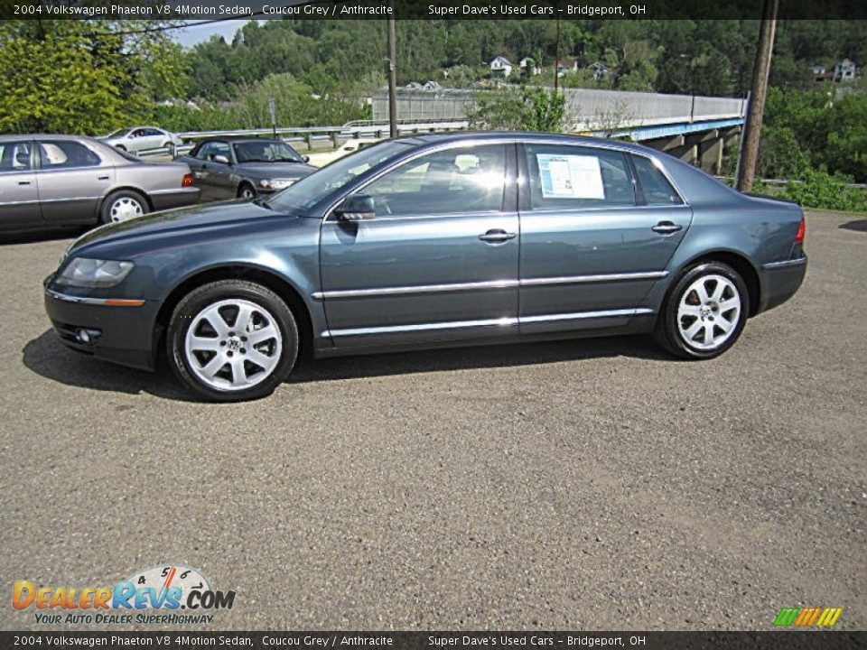2004 Volkswagen Phaeton V8 4Motion Sedan Coucou Grey / Anthracite Photo #2