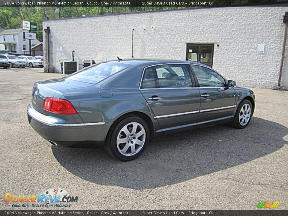 2004 Volkswagen Phaeton V8 4Motion Sedan Coucou Grey / Anthracite Photo #8