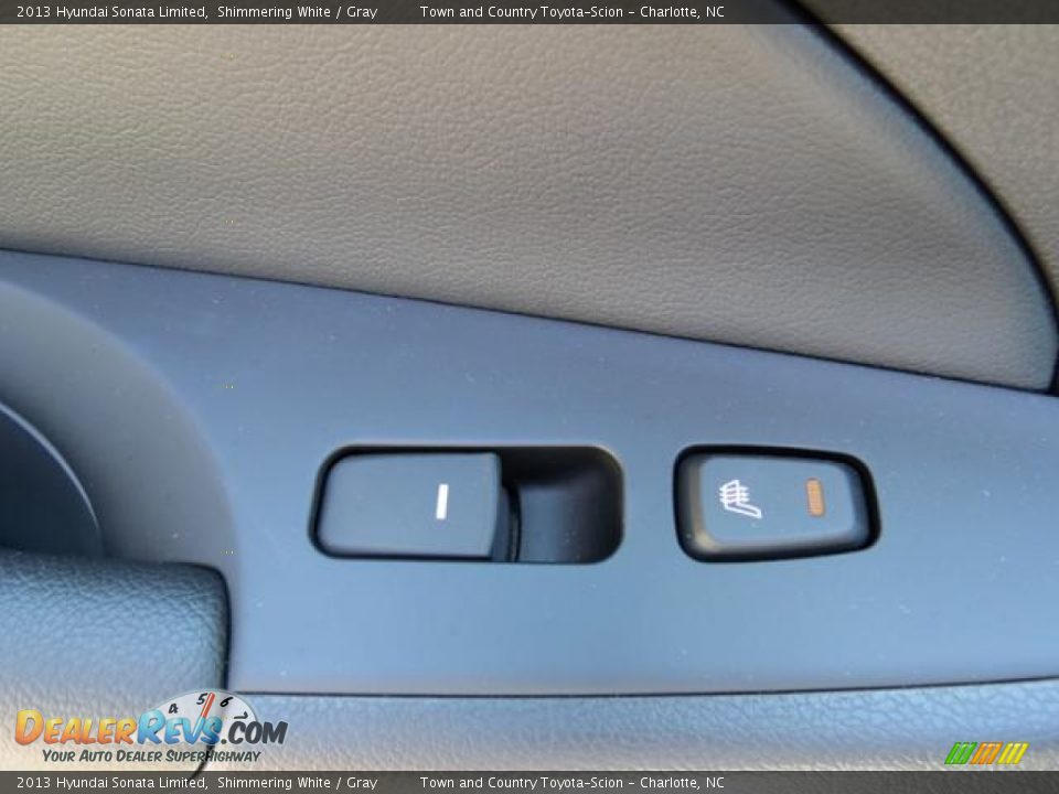 2013 Hyundai Sonata Limited Shimmering White / Gray Photo #8