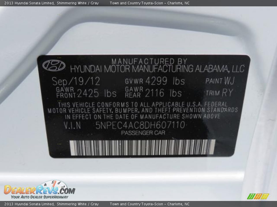 2013 Hyundai Sonata Limited Shimmering White / Gray Photo #11