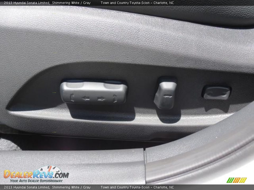 2013 Hyundai Sonata Limited Shimmering White / Gray Photo #12