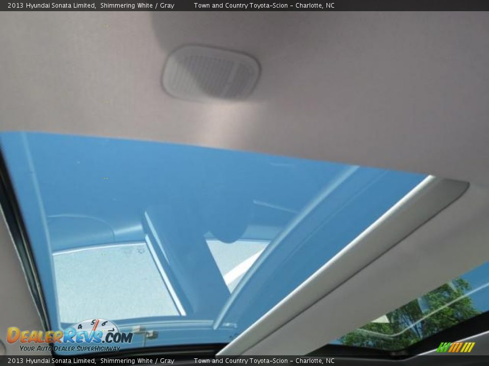 2013 Hyundai Sonata Limited Shimmering White / Gray Photo #14