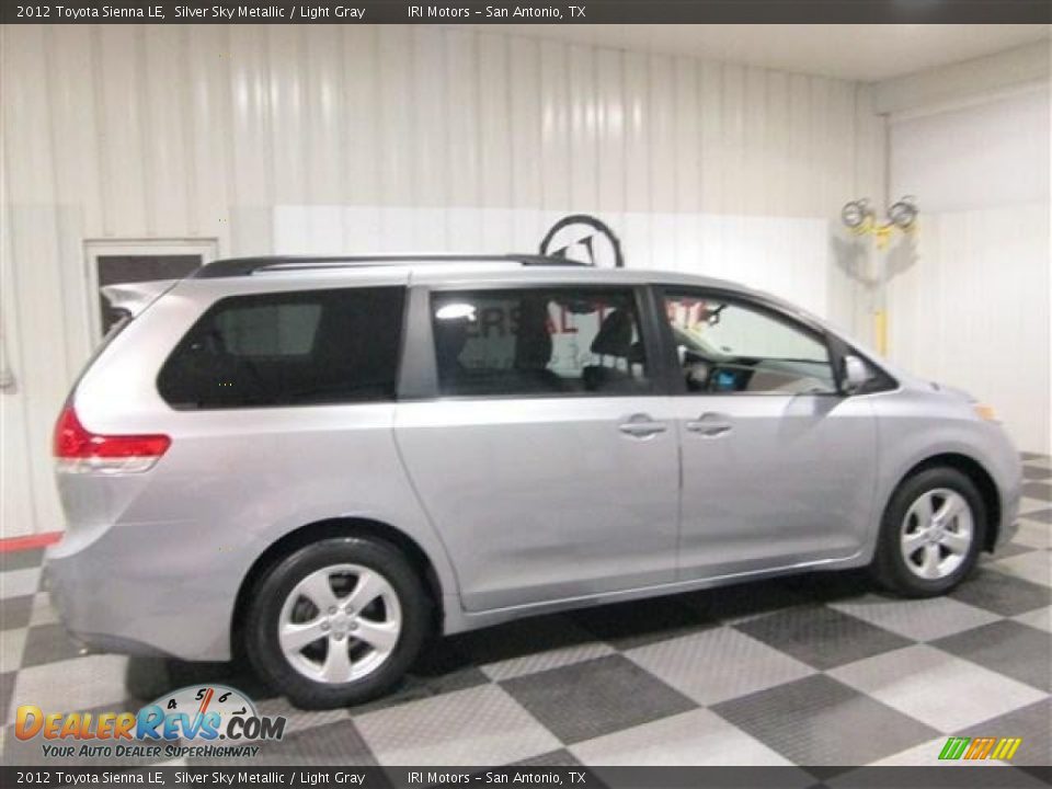 2012 Toyota Sienna LE Silver Sky Metallic / Light Gray Photo #7