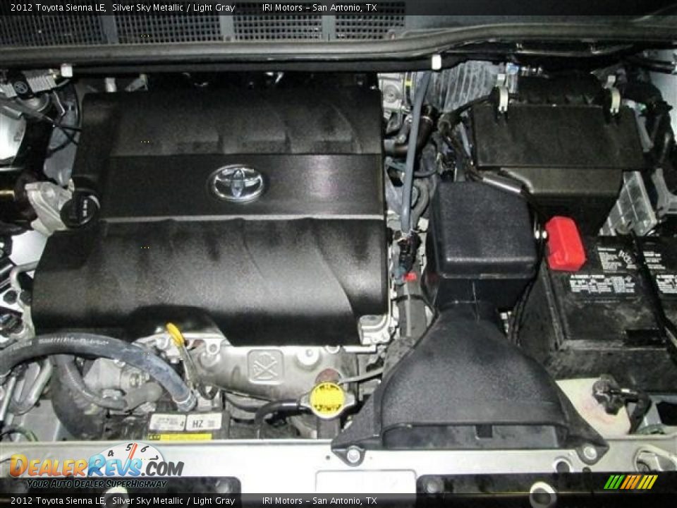 2012 Toyota Sienna LE Silver Sky Metallic / Light Gray Photo #23
