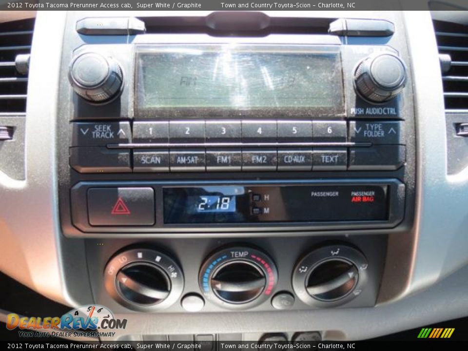 2012 Toyota Tacoma Prerunner Access cab Super White / Graphite Photo #17