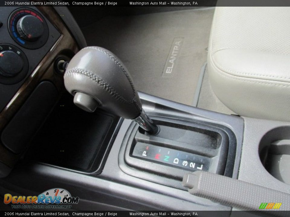 2006 Hyundai Elantra Limited Sedan Champagne Beige / Beige Photo #13