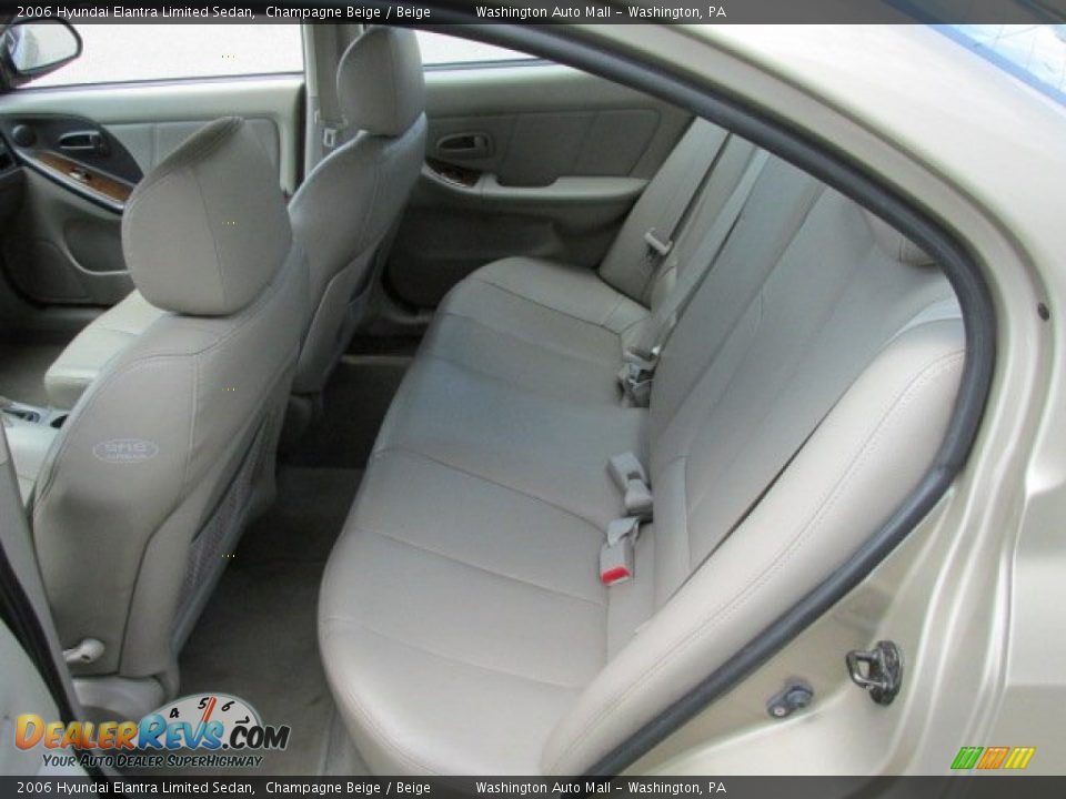 2006 Hyundai Elantra Limited Sedan Champagne Beige / Beige Photo #16