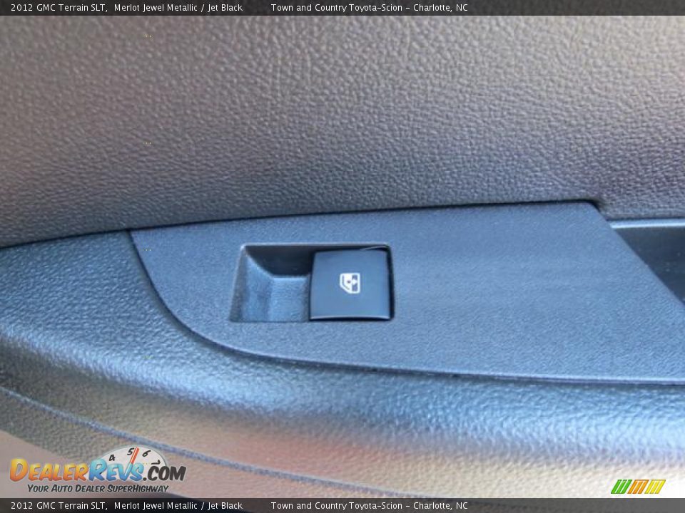2012 GMC Terrain SLT Merlot Jewel Metallic / Jet Black Photo #31