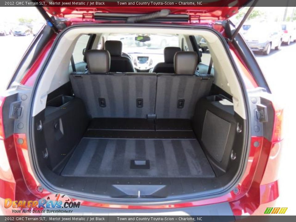 2012 GMC Terrain SLT Trunk Photo #32