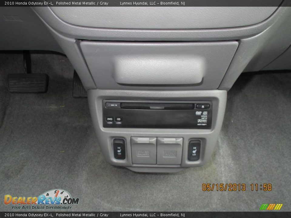 2010 Honda Odyssey EX-L Polished Metal Metallic / Gray Photo #17