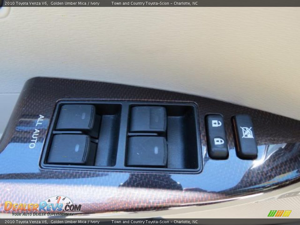2010 Toyota Venza V6 Golden Umber Mica / Ivory Photo #13