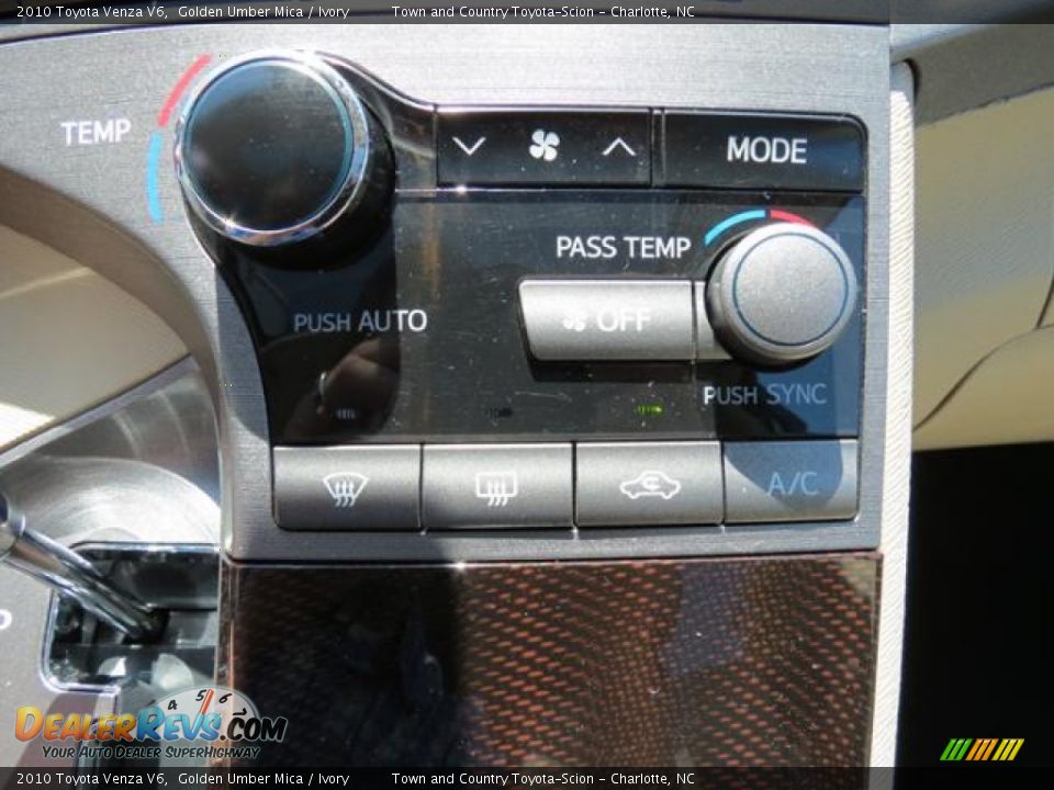 2010 Toyota Venza V6 Golden Umber Mica / Ivory Photo #21