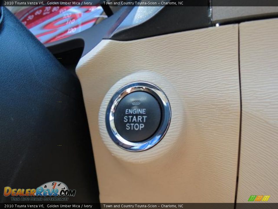 2010 Toyota Venza V6 Golden Umber Mica / Ivory Photo #30
