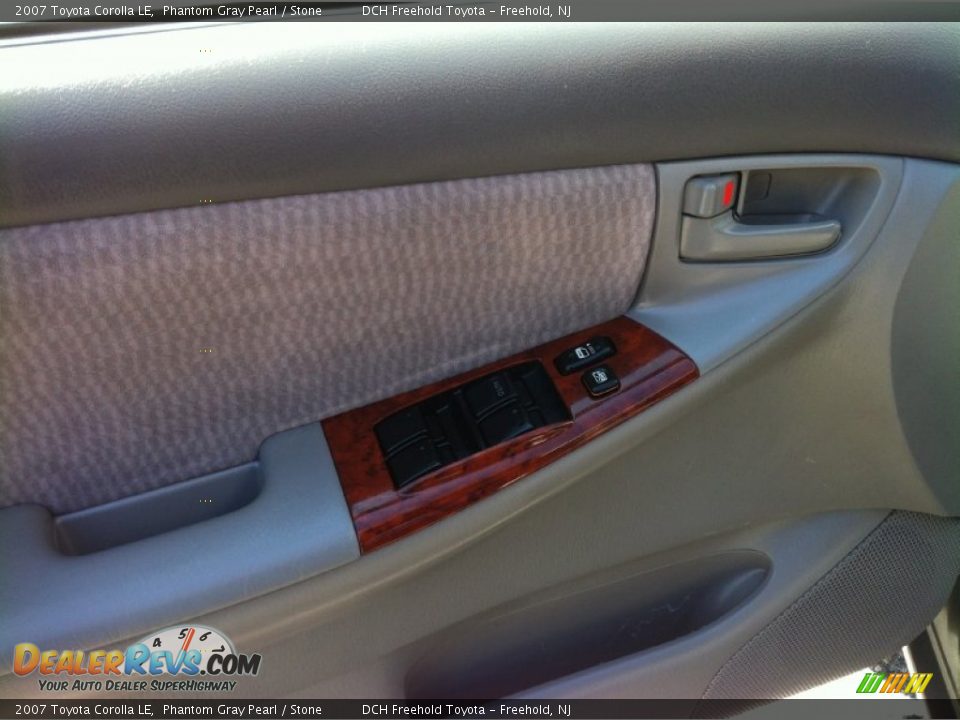 2007 Toyota Corolla LE Phantom Gray Pearl / Stone Photo #10