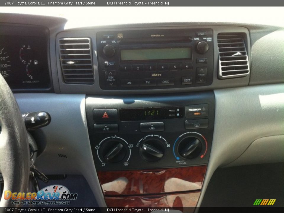 2007 Toyota Corolla LE Phantom Gray Pearl / Stone Photo #13