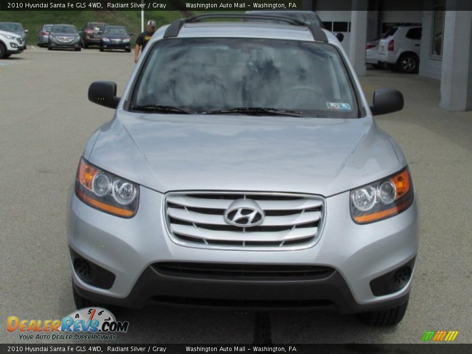 2010 Hyundai Santa Fe GLS 4WD Radiant Silver / Gray Photo #5